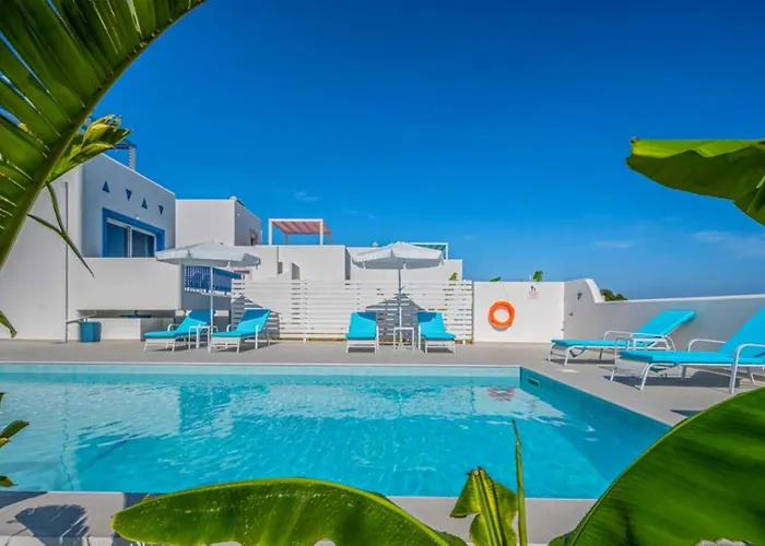 Xenos 6 With A Private Pool Near The Sea *