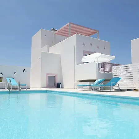 Villa Xenos 6 With A Private Pool Near The Sea Tigaki