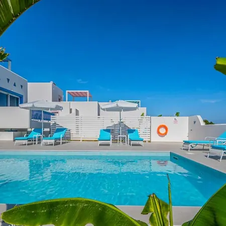 Xenos 6 With A Private Pool Near The Sea *