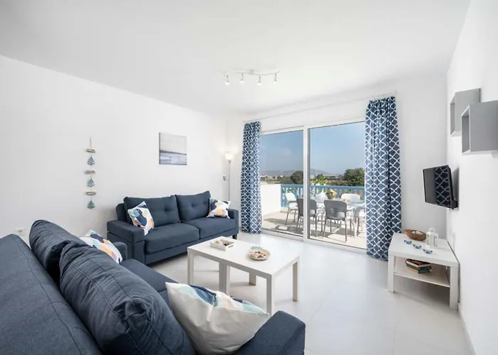 Xenos 6 With A Private Pool Near The Sea