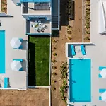 Xenos 6 With A Private Pool Near The Sea *