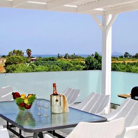 Villa Xenos 6 With A Private Pool Near The Sea *
