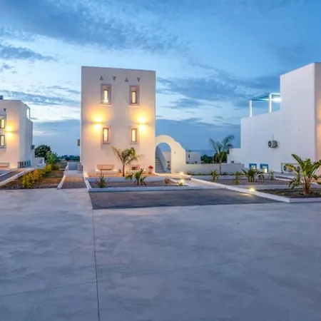 Xenos 6 With A Private Pool Near The Sea * Tigaki