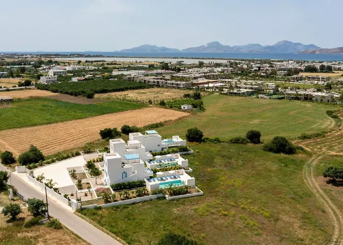 Xenos 6 With A Private Pool Near The Sea Vila *
