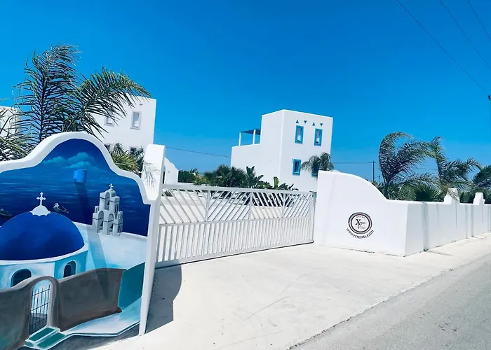 Xenos 6 With A Private Pool Near The Sea *